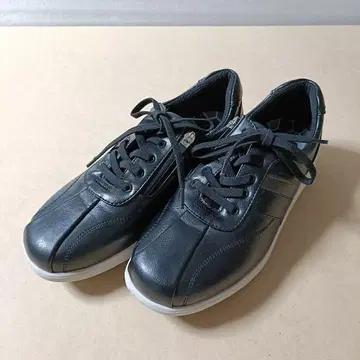 TOPAZ 24.0cm 스니커즈