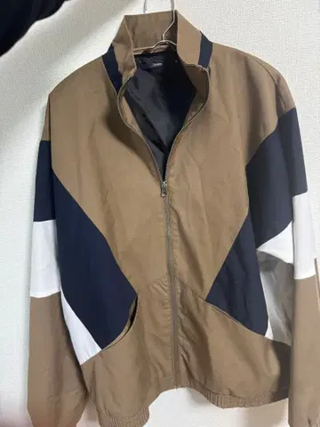 클라파닉 M 나일론 자켓 브라운/네이비/화이트