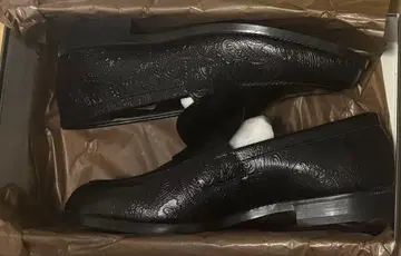 25 미사용 새상품 켄포드 EMBOSSED LOAFERS 페이즐리