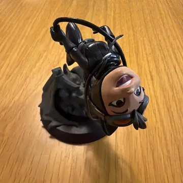 DC 캣우먼 피규어 거꾸로 포즈 Q fig