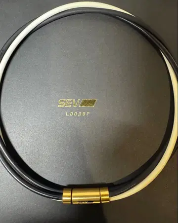 SEV Looper 목걸이 type3G 46cm 블랙/화이트