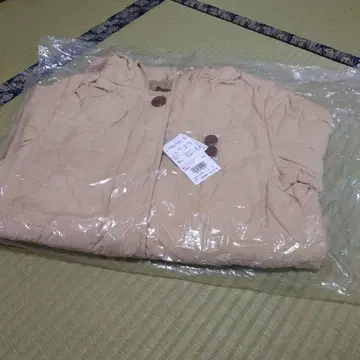 [ Crocodile ] 퀼팅 자켓 후드 부착 베이지