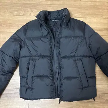 ZARA 블랙 다운 자켓 S