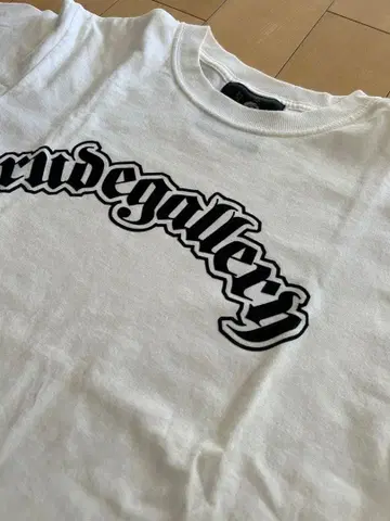 루드 갤러리 T셔츠