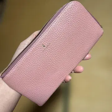 펠레보르사 핑크 장지갑