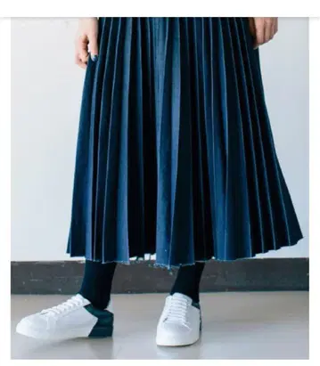 네넷(Ne-net) 데님 플리츠 스커트 web 한정판 에이넷