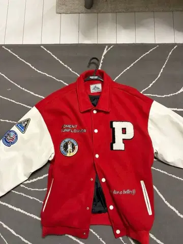 Fox Hill 빨간색과 화이트 바이컬러 자켓