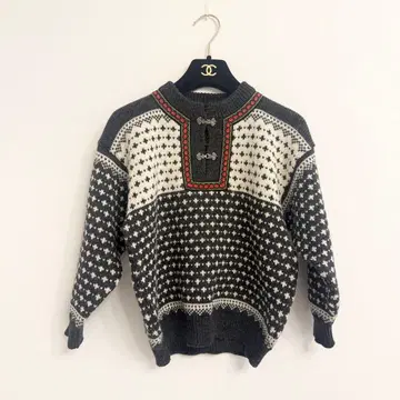 새상품급 Nordisk 로리안 니트 그레이 메탈 후크 빈티지