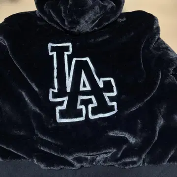 새상품 MLB 다저스 LA 로고 자수 보아 후드티 L 사이즈