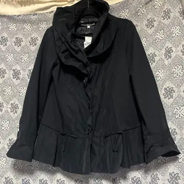 프릴 후드 블랙 자켓