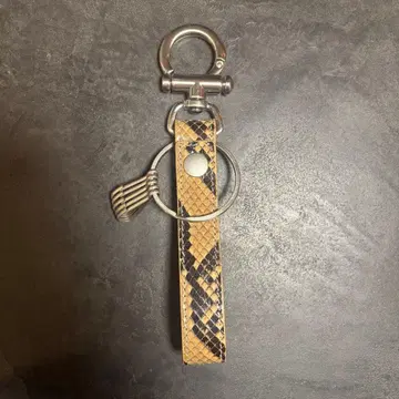 Hender Scheme 가죽 키링