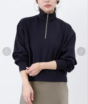 하프 지퍼 풀오버 네이비