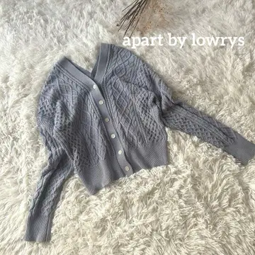 아파트 바이 로리즈 케이블 긴팔 가디건 귀여운 블루 겨울 겉옷
