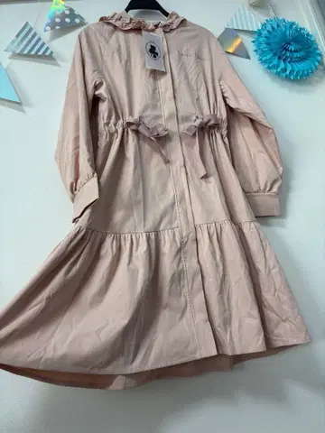 시마무라 미나카타 유이 프릴 후드 부착 핑크 티어드 코트