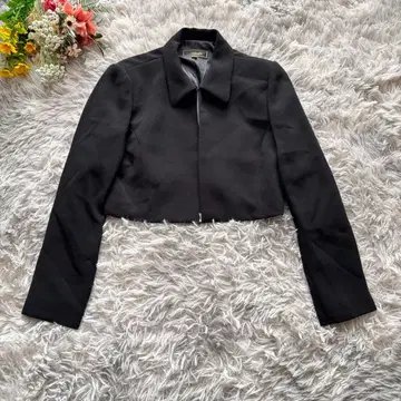 포멀 자켓 [ M ] 9AR 블랙 후크 여밈 숏 기장 플라타