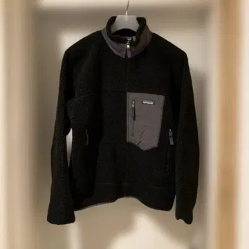 [ 새상품급 ] 파타고니아 레트로X 자켓 M 사이즈