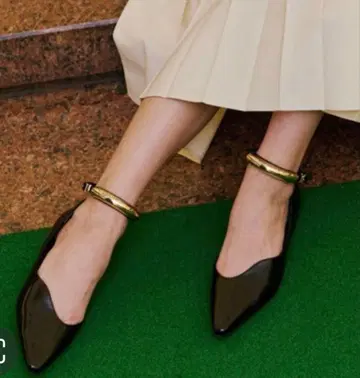 EVOL 웨이브컷 플랫 펌프스