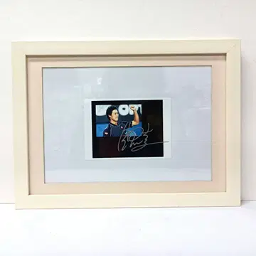 니시코리 케이 사인 포함 사진 액자 포함