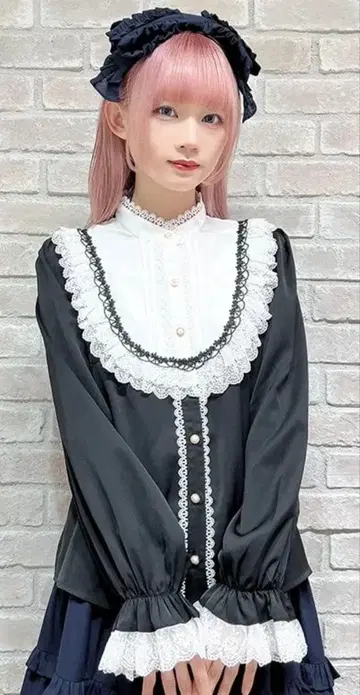 axes femme Chalmiere 요크 절개 블라우스 (블랙)