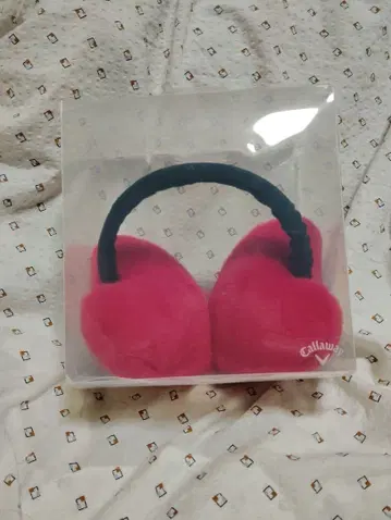 캘러웨이 귀도리 빨간색 하트 미사용품