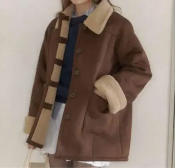 giunon 조절 가능한 슬리브 무스탕 코트 다크 브라운