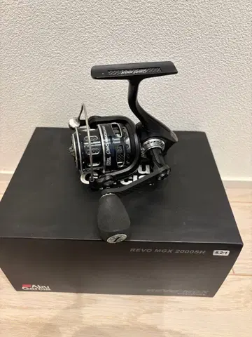 [정크제품] REVO MGX 2000SH 스피닝 릴