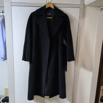 벨타 부오노 블랙 롱 코트 벨트 포함