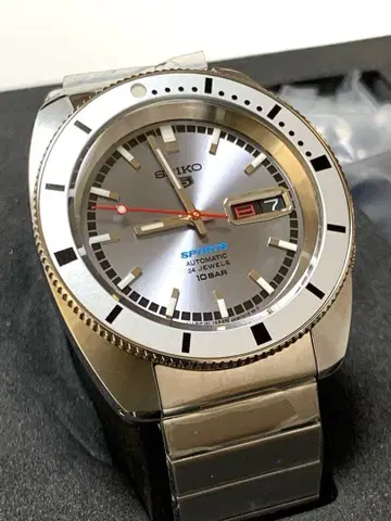 SEIKO 5sports 헤리티지 디자인 복각 한정판 모델 SBSA269