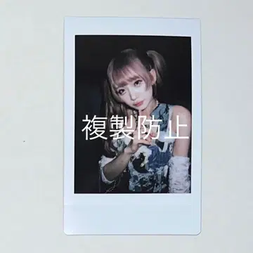 카네코 리에 폴라로이드