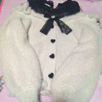 LIZ LISA 크림색 니트 스웨터