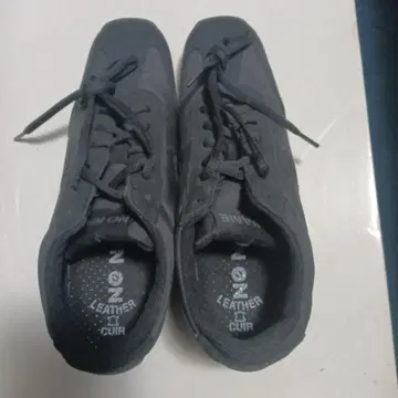 noname 블랙 스니커즈