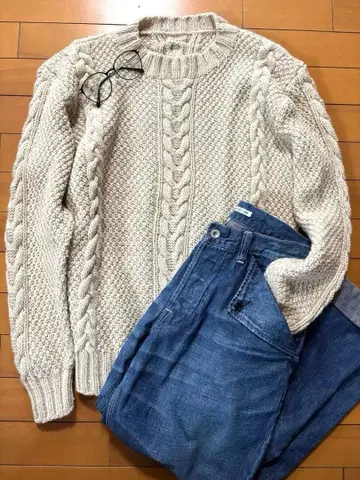 손뜨개질 니트 베이지