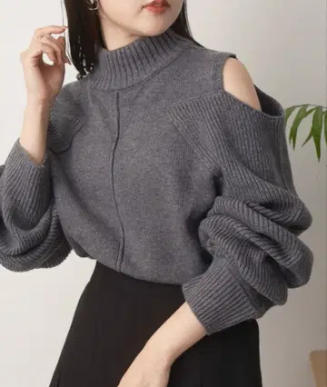 Chico 어깨 트임 긴팔 니트