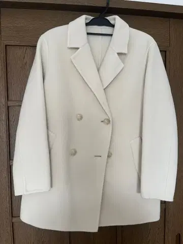 화이트 더블 브레스트 울 코트 S