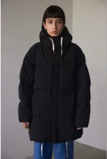 BLACK BY MOUSSY 다운