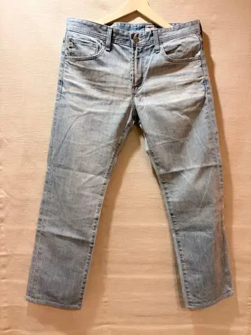 AG ADRIANO GOLDSCNMIED 데님 라이트 블루 데미지