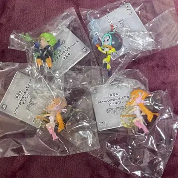 [ 새상품 ] 원피스 피규어 키링 조로 나미 브룩 4종 세트