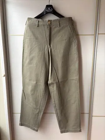 32_DEZERT 치노 팬츠 M 사이즈 그린 계열