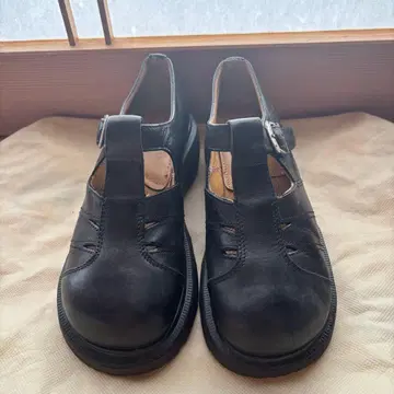 닥터마틴 메리제인