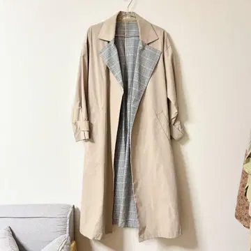 패턴 믹스 볼륨 루즈 트렌치코트 체크 무늬 안감