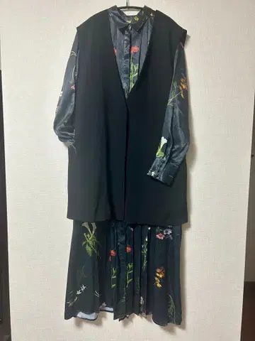 Ameri VINTAGE 꽃무늬 롱 원피스 & 베스트 세트