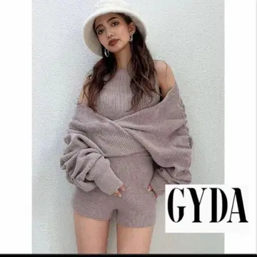 GYDA 암 개더 레이어드 니트 올인원 셋업