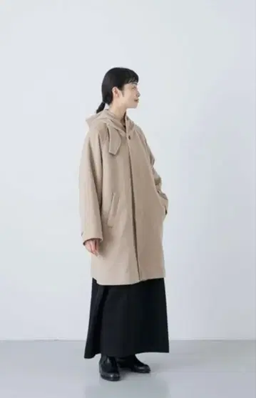 카구레 울 코트 베이지 2024