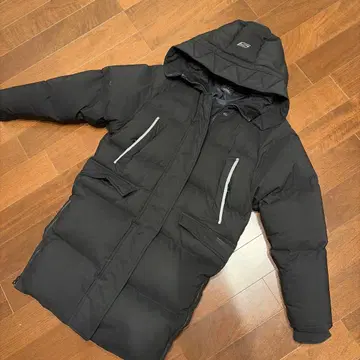 롱 블랙 다운 자켓 M 사이즈