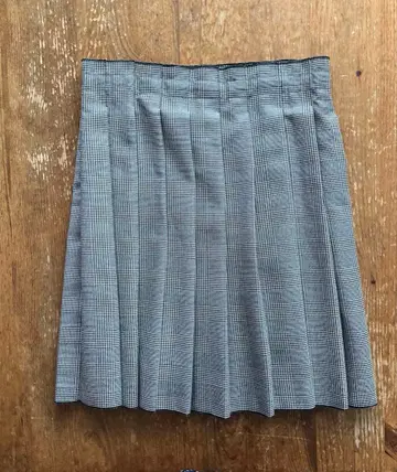 미사용 새상품 오닐 오브 더블린 글렌체크 플리츠 스커트 L
