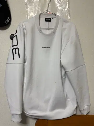 테일러메이드 빅 로고 윈드블록 크루 화이트 O 사이즈