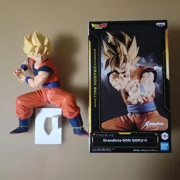 한쪽 개봉 완료 Grandista-SON GOKU-II 피규어