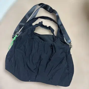 나일론 블랙 숄더백