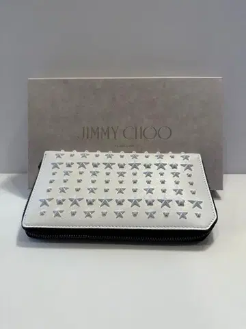 컨디션 최상 지미추 JIMMYCHOO 장지갑 스타 스터드 남성용 화이트