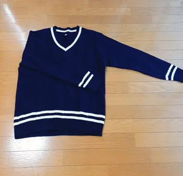 무인양품 네이비 칠드런 니트 V넥 스웨터 면100